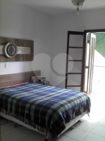 Sobrado à venda com 3 quartos, sendo 1 suíte, em Fazenda Morumbi, São Paulo, SP