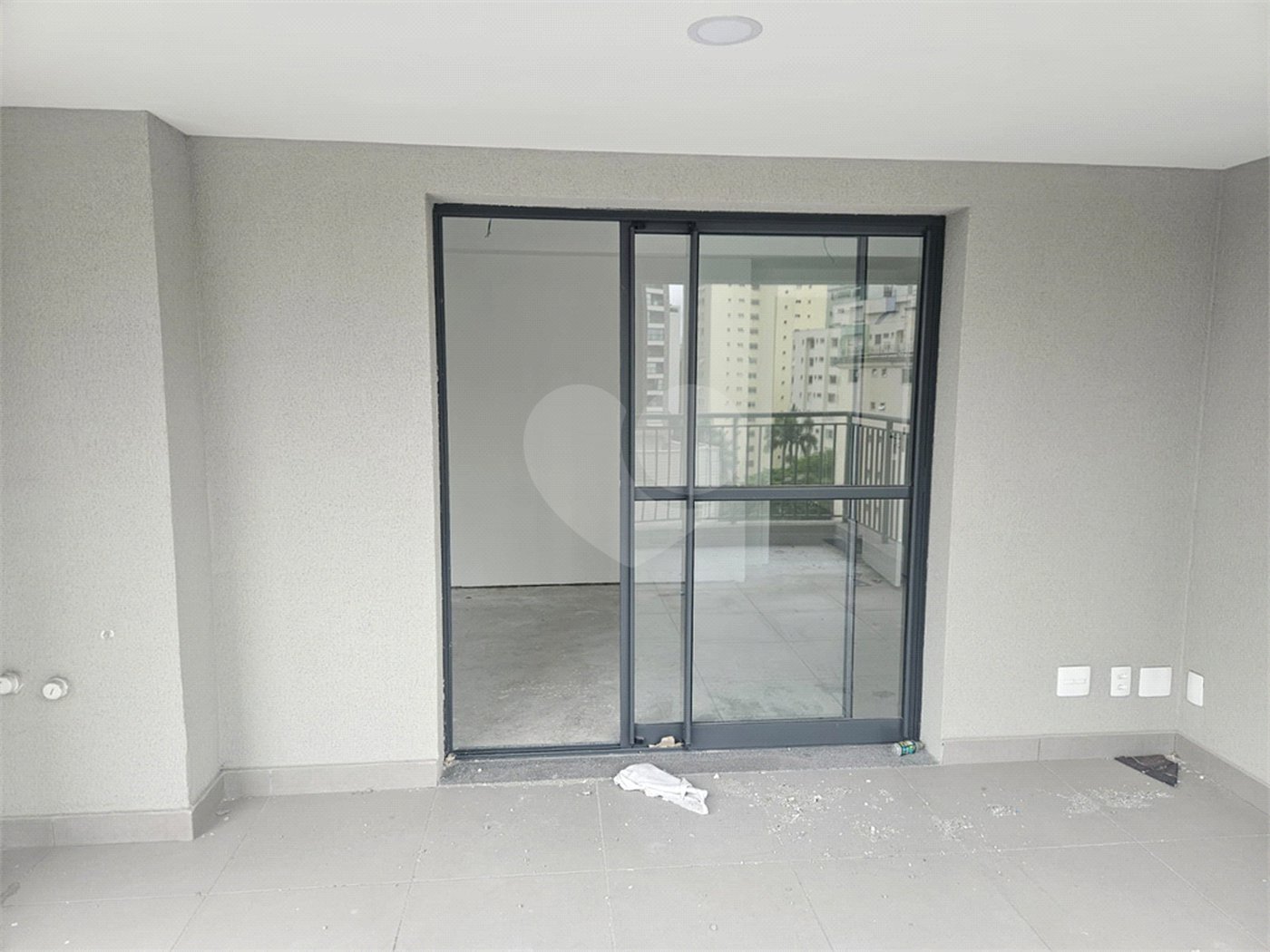 Apartamento à venda com 2 quartos, sendo 1 suíte,  em Cidade Monções, São Paulo, SP