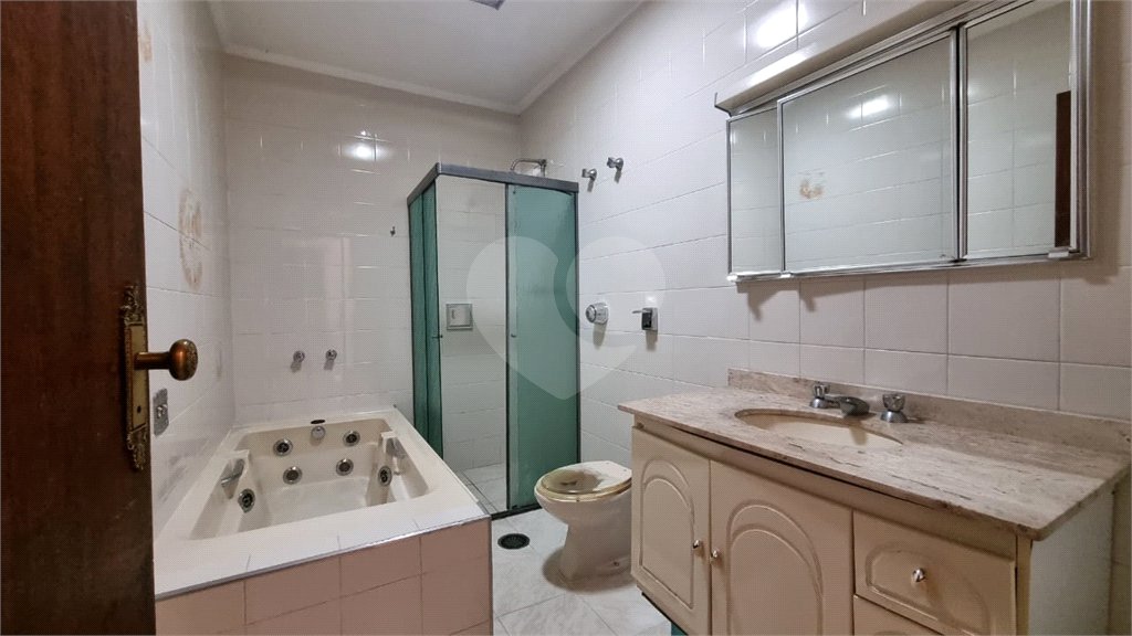 Sobrado à venda com 4 quartos em Vila Dom Pedro II, São Paulo, SP