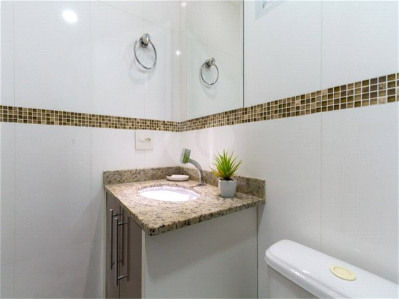 Apartamento à venda com 2 quartos, sendo 1 suíte, em Parque Reboucas, São Paulo, SP