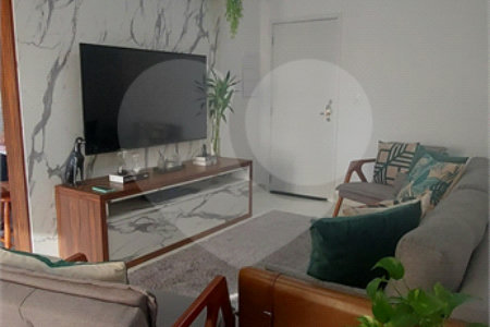 Apartamento à venda com 3 quartos, sendo 1 suíte, em Vila Lucy, Sorocaba, SP