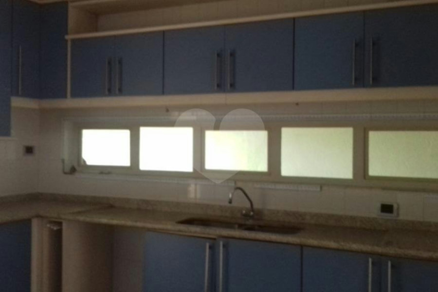 Sobrado à venda com 3 quartos, sendo 1 suíte,  em Vila Pereira Barreto, São Paulo, SP
