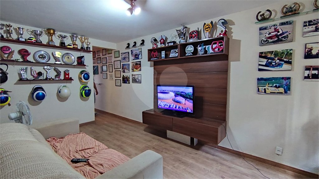 Sobrado à venda com 3 quartos, sendo 1 suíte,  em Chácara Santo Antônio, São Paulo, SP