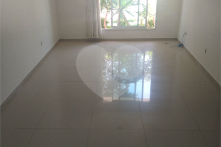 Casa à venda com 4 quartos, sendo 3 suítes, no condomínio Ibiti Royal Park, Sorocaba - SP