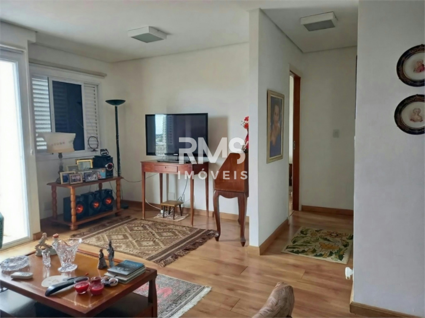 Apartamento à venda com 2 quartos, sendo 1 suíte,  em Jardim Faculdade, Itu, SP