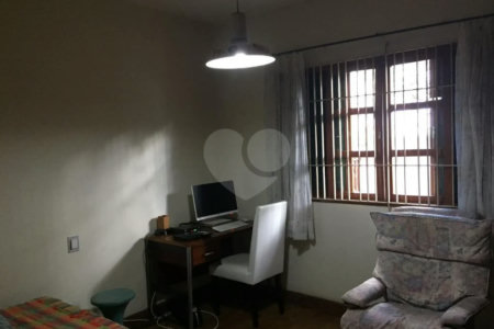 Casa à venda com 3 quartos, sendo 1 suíte, em Santana, São Paulo, SP