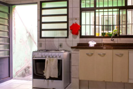 Sobrado à venda com 2 quartos em Santana, São Paulo, SP