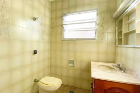 Sobrado à venda com 4 quartos em Vila Ipojuca, São Paulo, SP