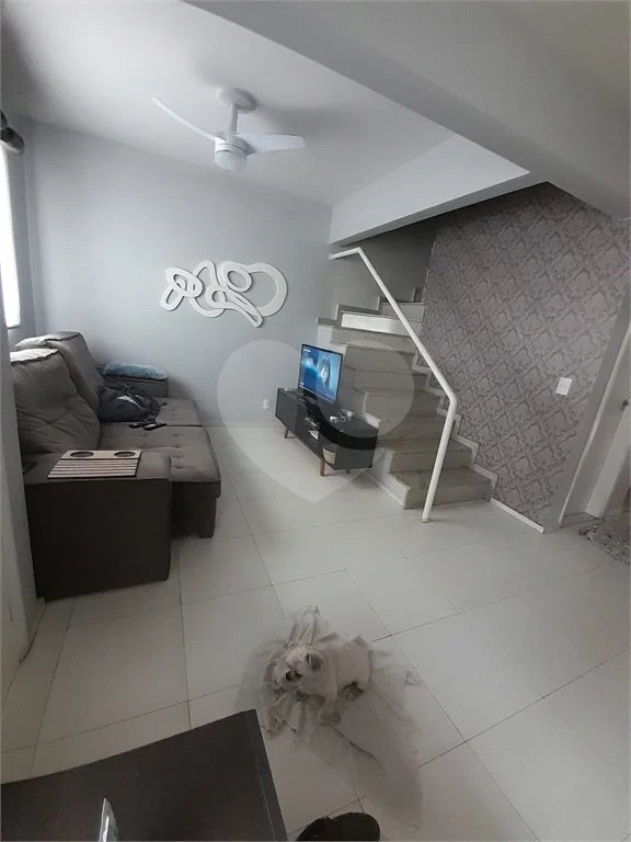 Casa à venda com 3 quartos, sendo 1 suíte, no condomínio Village Jardim Versailles, Jundiaí - SP