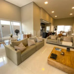 Casa Térrea à venda com 3 suítes em Medeiros, Jundiaí, SP