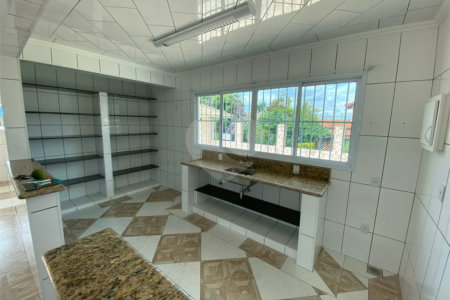 Casa à venda com 6 quartos, sendo 1 suíte, no condomínio Horizonte Azul I, Itupeva - SP