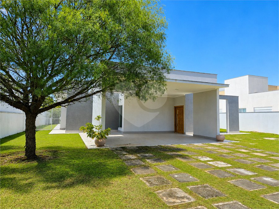 Casa à venda com 3 suítes no condomínio Jardim Solar do Bosque, Sorocaba - SP