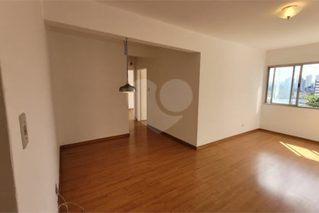 Apartamento à venda com 2 quartos em Santo Amaro, São Paulo, SP
