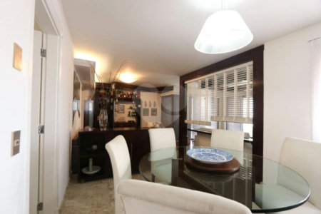 Apartamento à venda com 4 quartos, sendo 2 suítes,  em Vila Uberabinha, São Paulo, SP