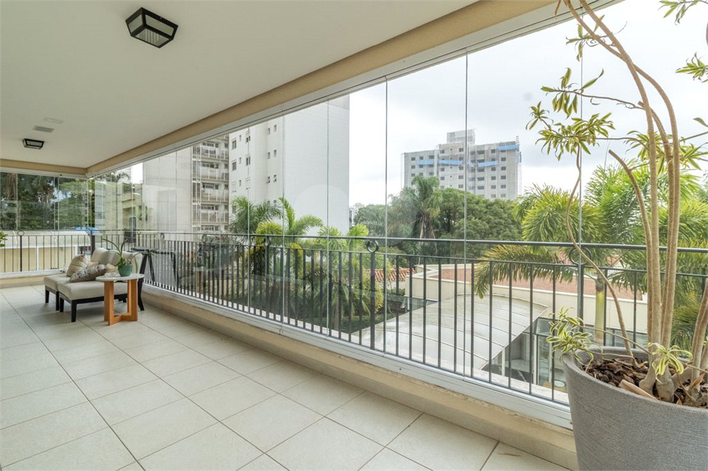 Apartamento à venda com 4 suítes em Vila Mariana, São Paulo, SP