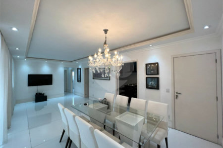 Apartamento à venda com 3 suítes em Vila Andrade, São Paulo, SP