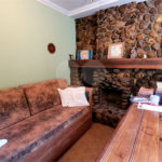 Casa à venda ou para alugar com 4 quartos, sendo 3 suítes, no condomínio Associação Reserva das Hortênsias, Mairiporã - SP