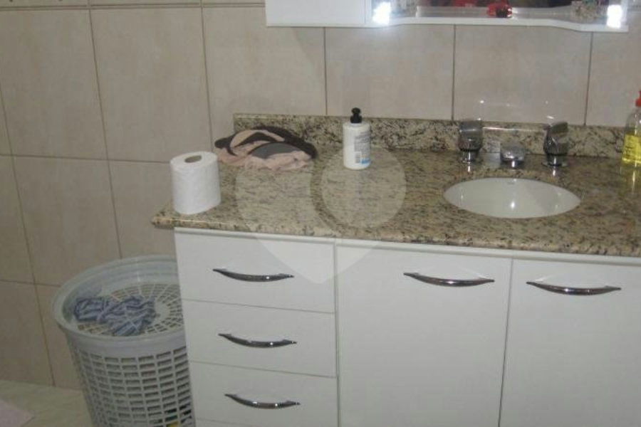 Sobrado à venda com 4 suítes em Tremembé, São Paulo, SP