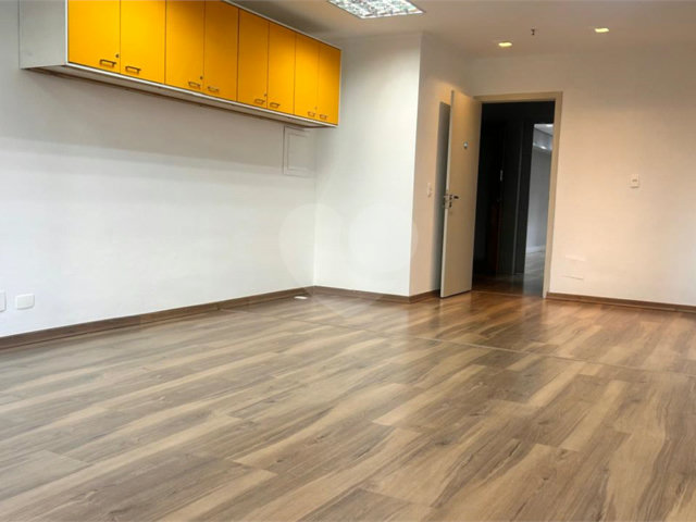 Sala à venda ou para alugar em Vila Olímpia, São Paulo, SP