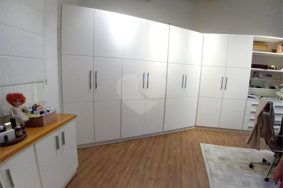 Sobrado à venda com 4 quartos, sendo 2 suítes, em Barro Branco (zona Norte), São Paulo, SP