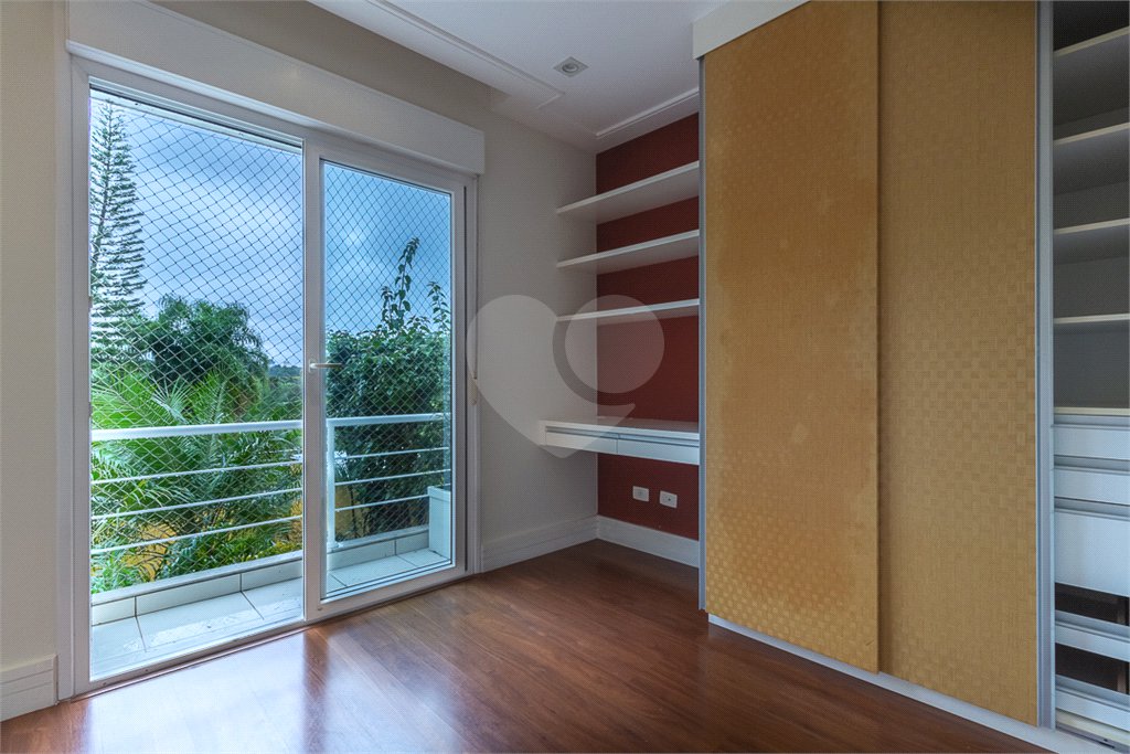 Casa à venda com 4 suítes no condomínio Las Cumbres, São Paulo - SP