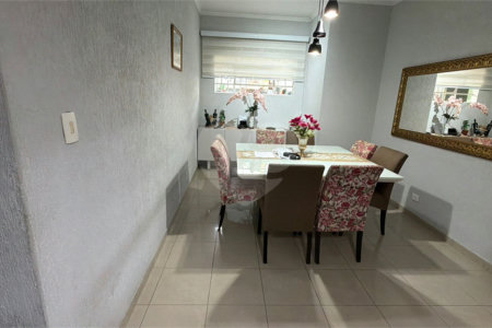 Sobrado à venda com 4 quartos, sendo 2 suítes, em Vila Medeiros, São Paulo, SP