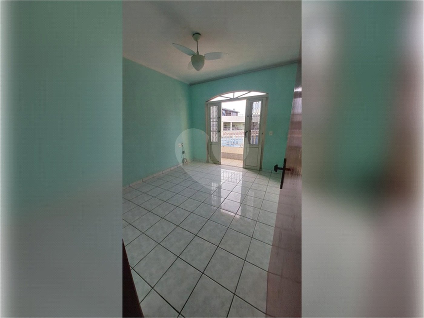 Casa à venda com 3 quartos, sendo 1 suíte, em Vila Nova Sorocaba, Sorocaba, SP