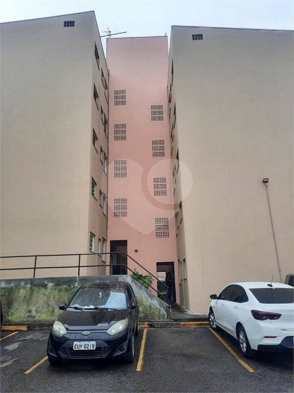 Apartamento à venda com 2 quartos em Jardim América, Poá, SP