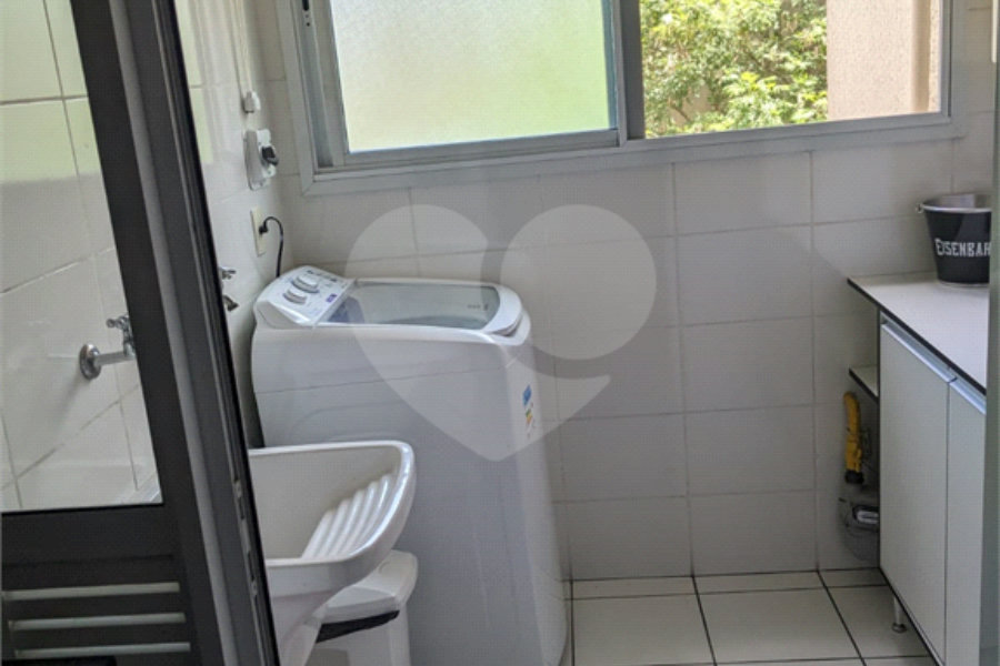 Apartamento à venda com 2 quartos, sendo 1 suíte,  em Jardim Rosa de Franca, Guarulhos, SP