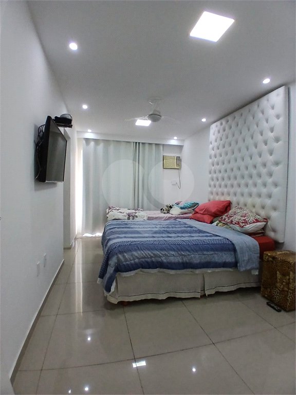 Casa à venda com 4 quartos, sendo 1 suíte, em Campo Grande, Rio de Janeiro, RJ