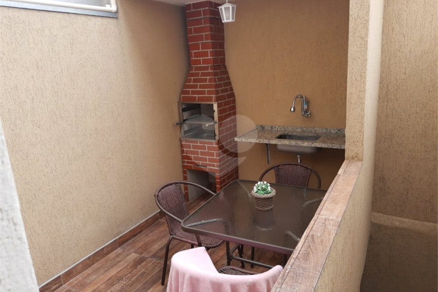 Casa à venda com 2 quartos no condomínio Vila Dionisia, São Paulo - SP
