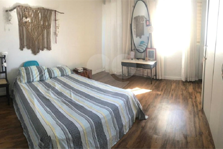 Casa Térrea à venda com 4 quartos em Vila Medeiros, São Paulo, SP