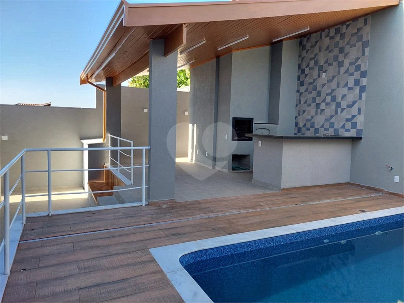 Casa à venda ou para alugar com 3 suítes em Pinheirinho, Vinhedo, SP