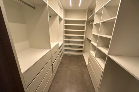 Apartamento à venda ou para alugar com 1 quarto em Cidade Monções, São Paulo, SP