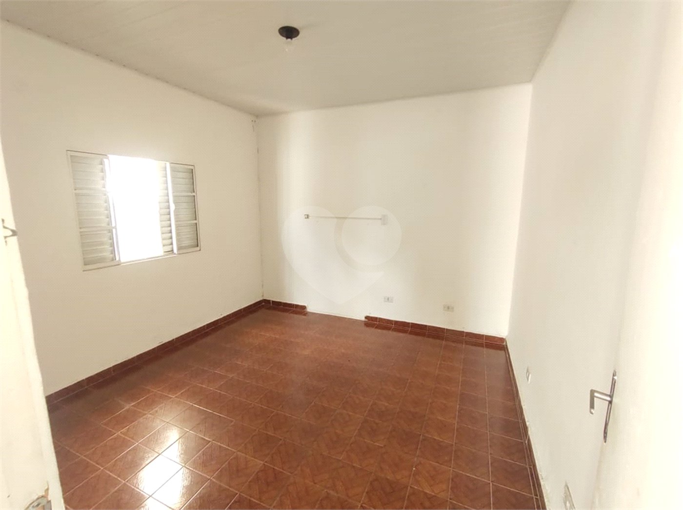Casa à venda com 3 quartos, sendo 1 suíte, em Vila Nova Cachoeirinha, São Paulo, SP