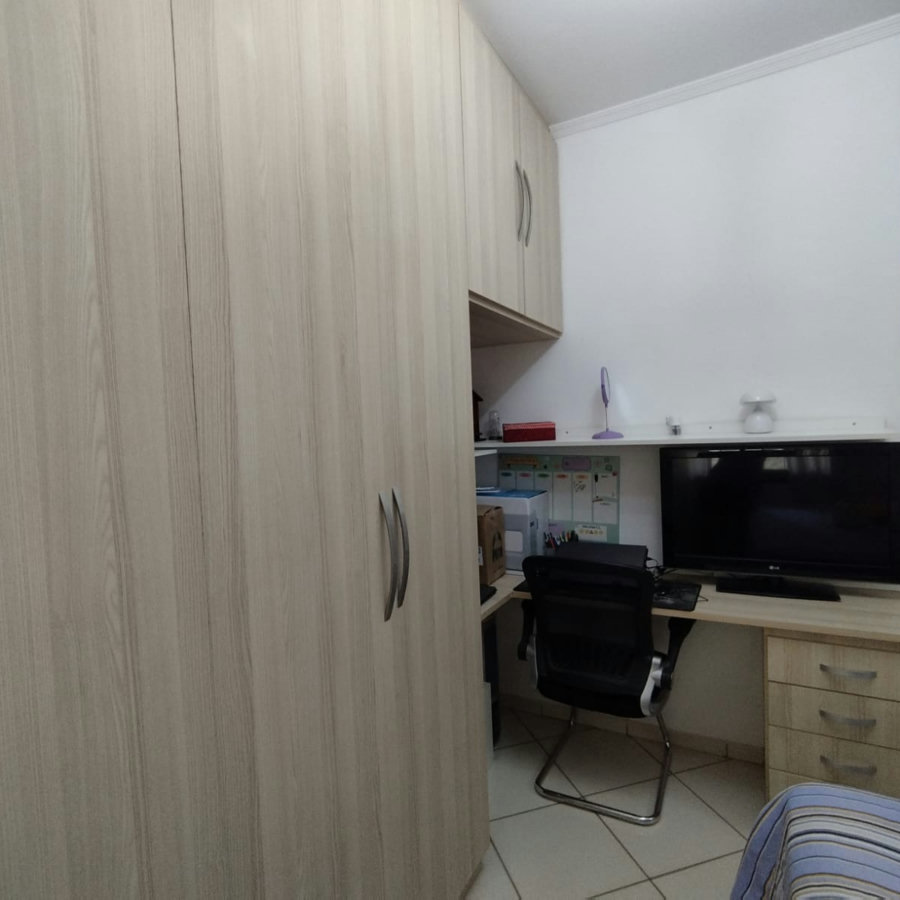 Casa à venda com 3 quartos, sendo 1 suíte, no condomínio Outeiro Das Flores, Itupeva - SP