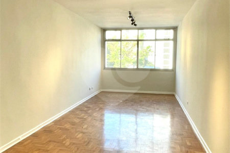 Apartamento à venda com 3 quartos em Cerqueira César, São Paulo, SP