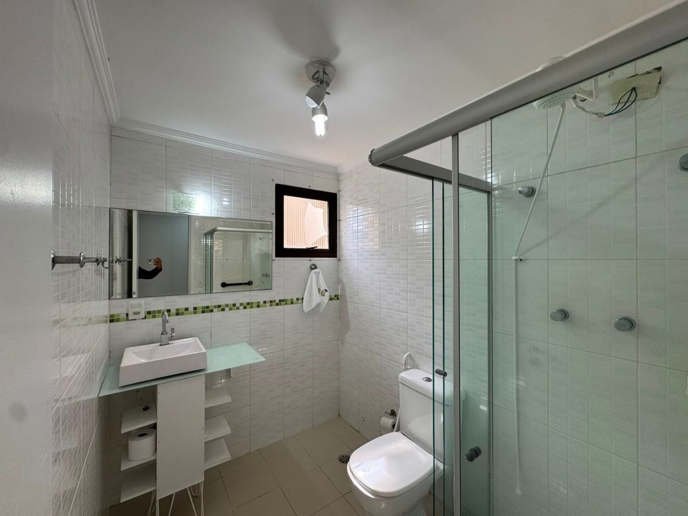 Apartamento com 3 dormitórios para alugar, 80 m² por R$ 4.000,02/mês - Balneário Cidade Atlântica - Guarujá/SP