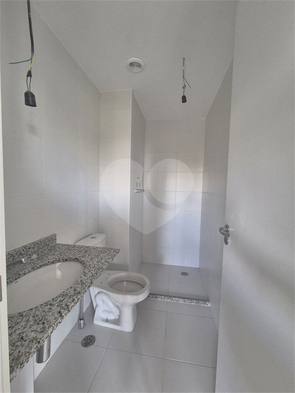 Apartamento à venda com 3 quartos, sendo 1 suíte, em Vila Anastácio, São Paulo, SP
