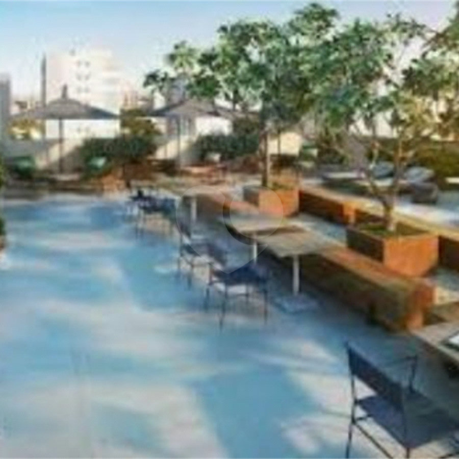Apartamento à venda em PINHEIROS com 25 m²