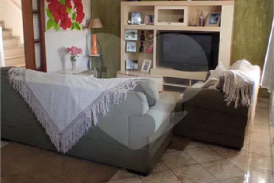 Casa a venda na cidade de São Pedro - SP.