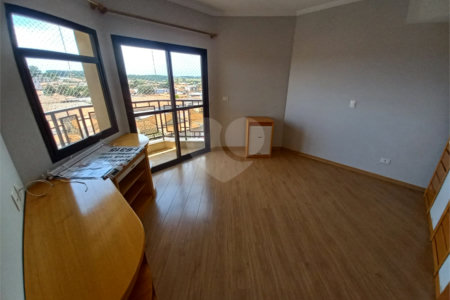 Duplex no Edifício Acapulco.