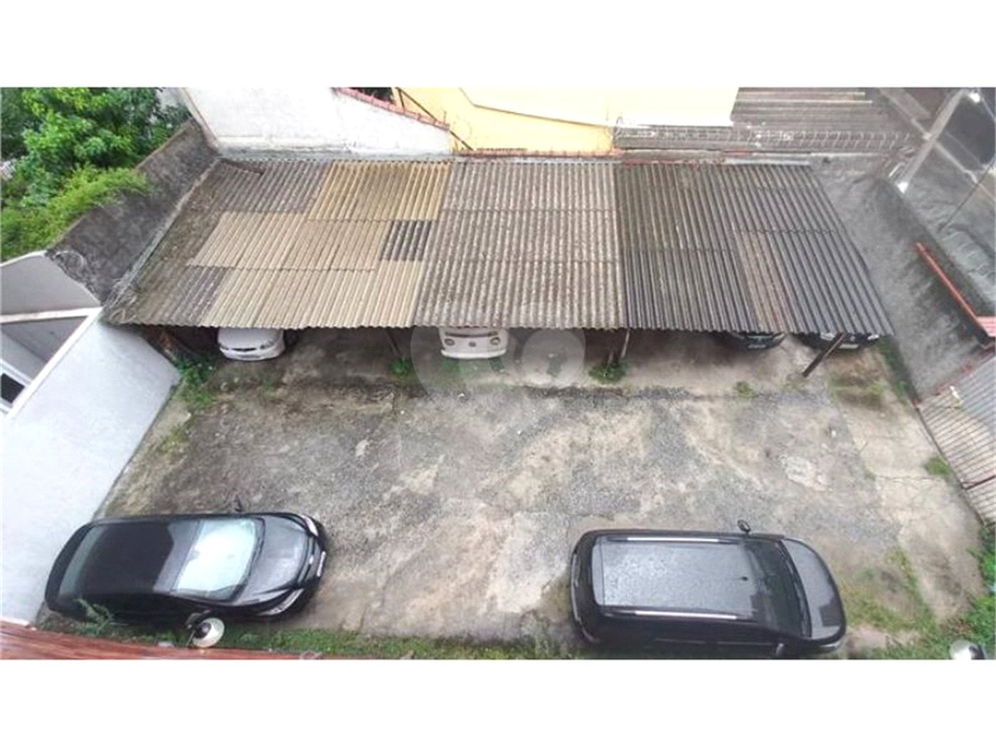 2 quartos e vaga de garagem