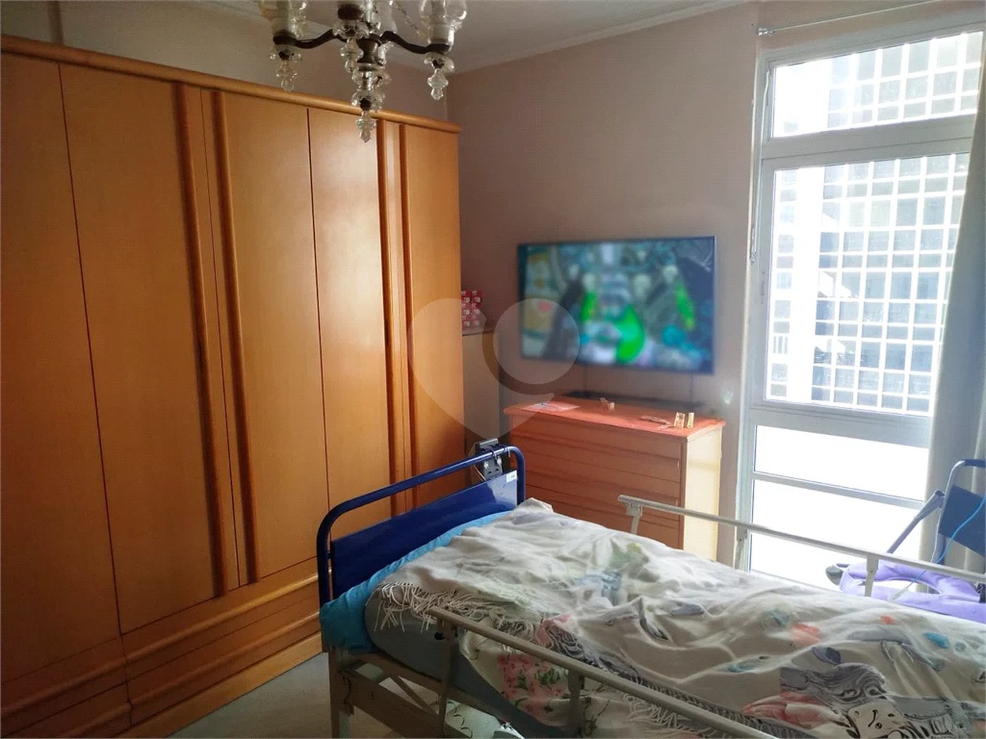 Apartamento em Higienópolis com 2 dormitórios