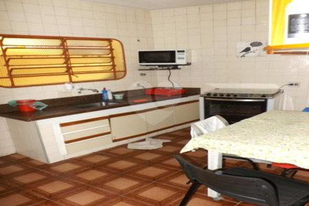 Casa à venda com 3 quartos, sendo 1 suíte, em Jardim Bonfiglioli, São Paulo, SP