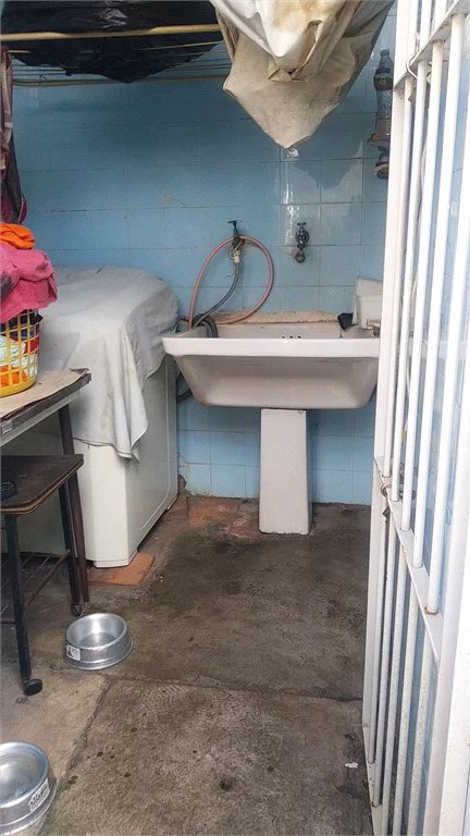 Sobrado à venda com 3 quartos em Vila Cordeiro, São Paulo, SP