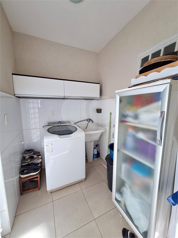 Casa à venda com 4 quartos, sendo 1 suíte, em Santa Cândida, Vinhedo, SP