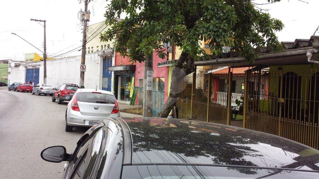 Casa à venda com 3 quartos, sendo 1 suíte, em Itaquera, São Paulo, SP