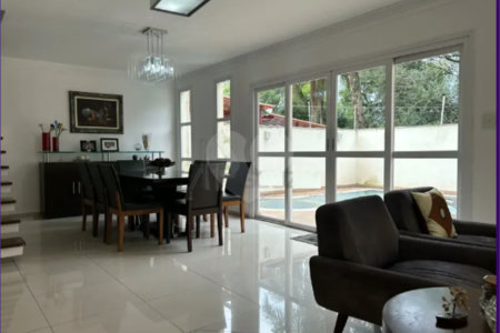 Casa à venda com 4 quartos, sendo 3 suítes, no condomínio Residencial Nova Cantareira, São Paulo - SP