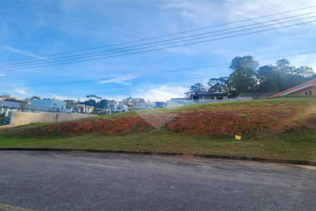 Terreno à venda no condomínio Villaggio Paradiso, Itatiba - SP